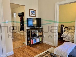44 Joy St-Unit -Apt 5 in Boston, MA - Building Photo - Building Photo