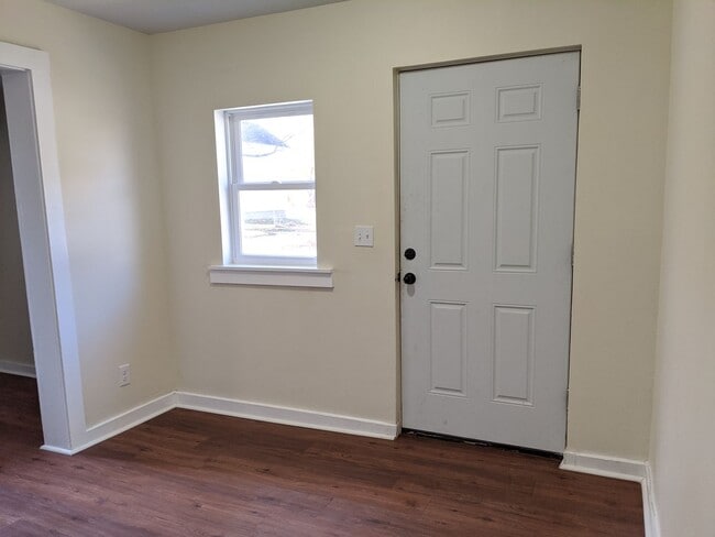 487 W Grand Ave in Muskegon, MI - Building Photo - Building Photo