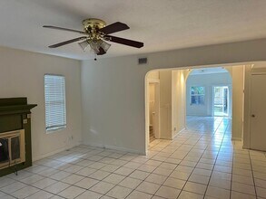 611 El Vedado in West Palm Beach, FL - Foto de edificio - Building Photo