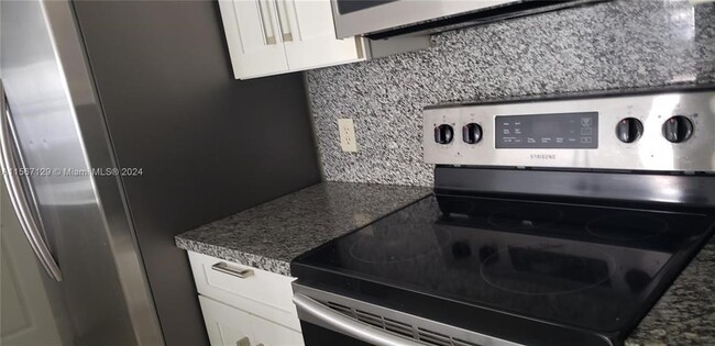630 S Park Rd, Unit 16-3 in Hollywood, FL - Building Photo - Building Photo