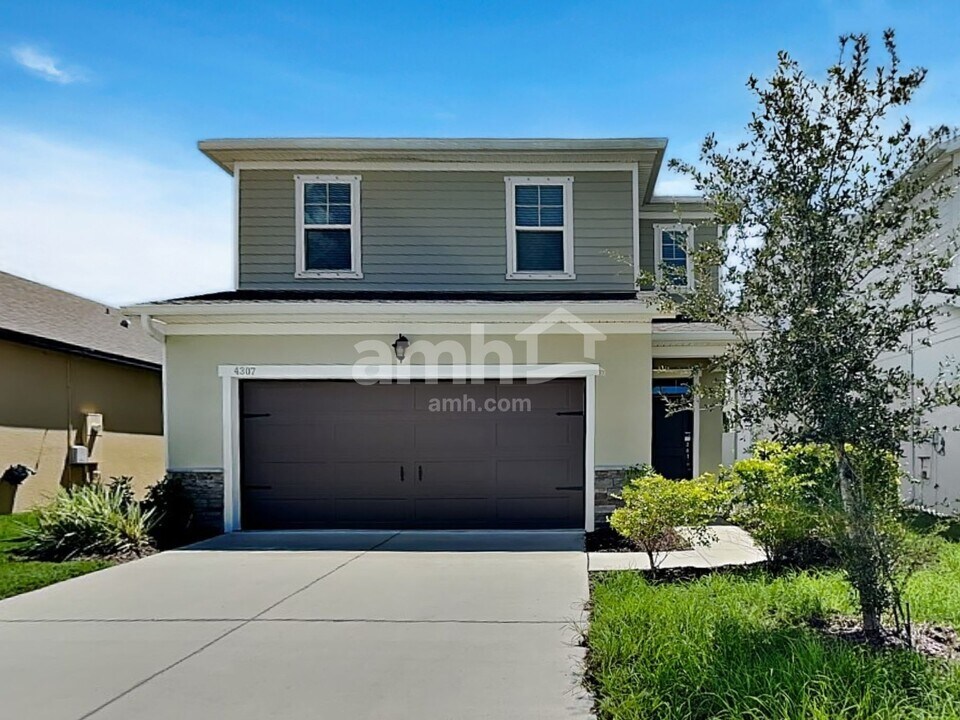 4307 Reisswood Loop in Palmetto, FL - Building Photo