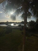 529 Mardel Dr, Unit 311 in Naples, FL - Building Photo - Building Photo