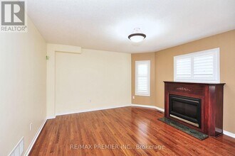 85 Kirkbride Crescent in Vaughan, ON - Building Photo - Building Photo
