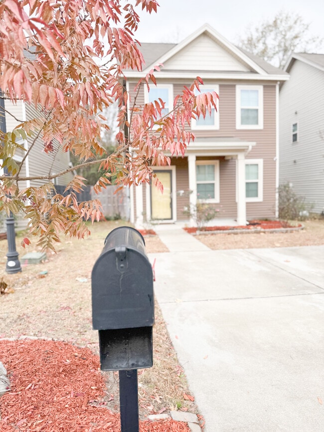 property at 147 Indigo Pl Ct