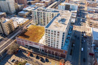 1134 W Granville Ave in Chicago, IL - Building Photo - Building Photo