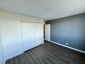 5122 Likini St in Honolulu, HI - Building Photo - Building Photo