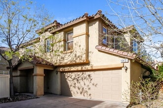 10431 Sweet Juliet St in Las Vegas, NV - Building Photo - Building Photo