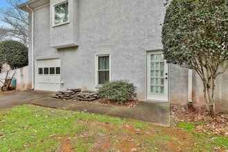 60 Birchwood Ln in Sharpsburg, GA - Building Photo - Building Photo