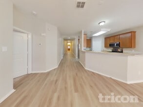 6514 Oldham Cove in San Antonio, TX - Building Photo - Building Photo