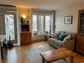 11 Rue Harvey in Gatineau, QC - Building Photo - Building Photo