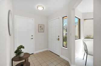 316 Del Monte Way in Pinole, CA - Building Photo - Building Photo