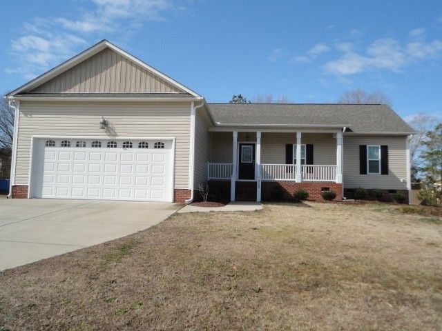 8208 Burgwyn Ln in Willow Spring, NC - Building Photo