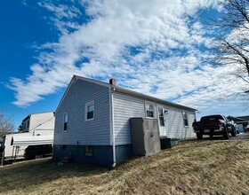 10 Alleghany St in Christiansburg, VA - Building Photo - Building Photo