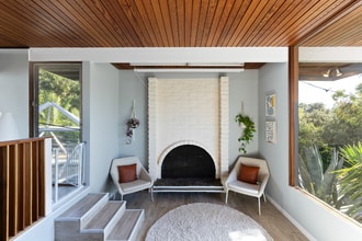 1548 Via Rancho Pkwy in Escondido, CA - Foto de edificio - Building Photo