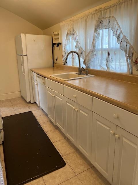 299 Linden Ave in Westbury, NY - Building Photo - Building Photo