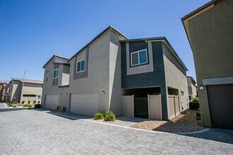 4531 Stardust Moon Ave in North Las Vegas, NV - Building Photo - Building Photo