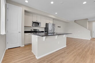 24263 E 41st Ave in Aurora, CO - Building Photo - Building Photo