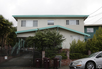 7708 Ney Ave in Oakland, CA - Building Photo - Building Photo