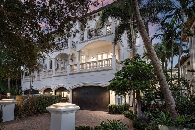 549 NE 19th Ave in Deerfield Beach, FL - Building Photo - Building Photo