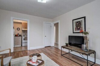 5 Donlands Ave in Toronto, ON - Building Photo - Building Photo