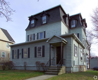 239-245 High St in Fall River, MA - Foto de edificio - Building Photo