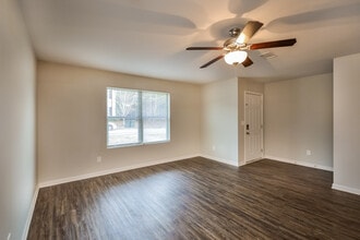 6105 Ruth St SW in Covington, GA - Building Photo - Building Photo