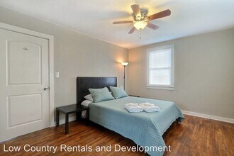 309 E 58th St in Savannah, GA - Building Photo - Building Photo