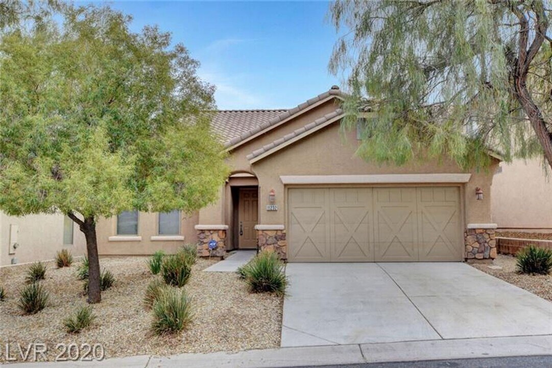 11232 Piazzale St in Las Vegas, NV - Building Photo