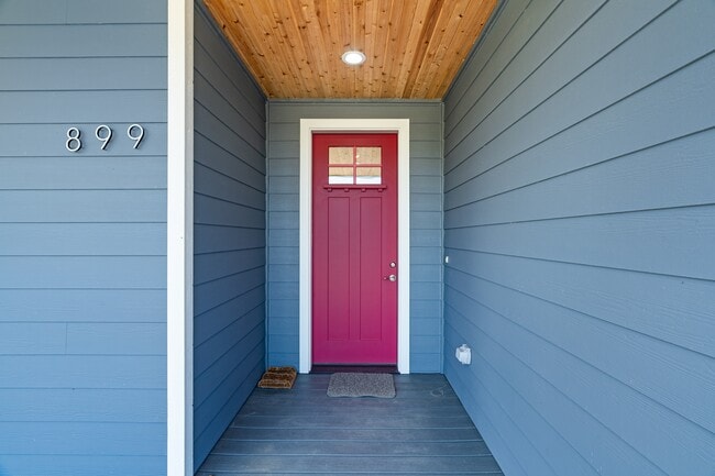 899 Point Brown Ave SW in Ocean Shores, WA - Building Photo - Building Photo