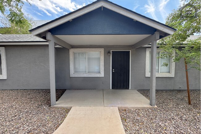 property at 1455 E Taylor St