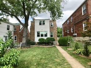 6706 Bancroft Ave in St. Louis, MO - Building Photo - Building Photo