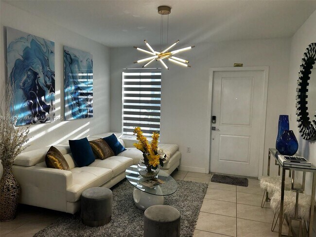 489 NE 5th Pl in Florida City, FL - Building Photo - Building Photo
