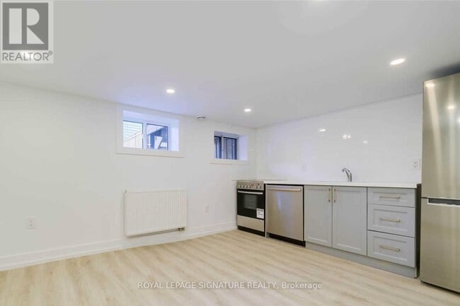 property at 129 Curzon St