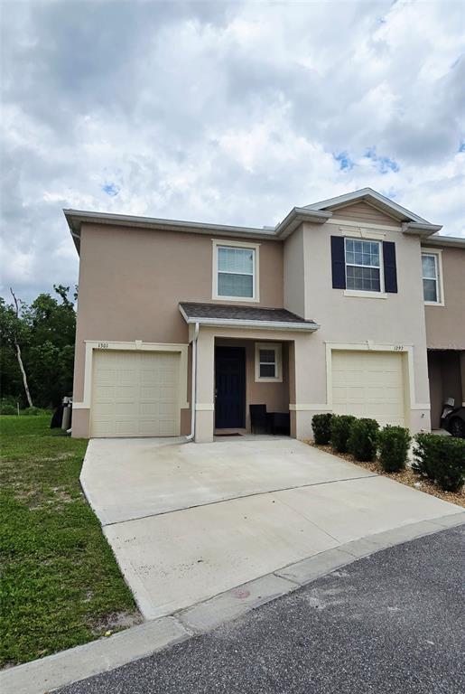 1301 Yellow Finch Dr in Davenport, FL - Building Photo - Building Photo