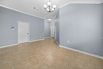 6627 Greenhouse Rd in Katy, TX - Foto de edificio - Building Photo