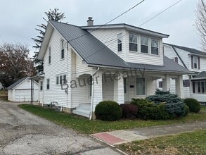 606 Edgehill Ave in Ashland, OH - Building Photo - Building Photo