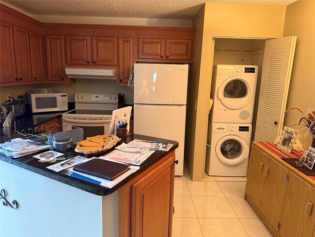 property at 7543 S Oriole Blvd