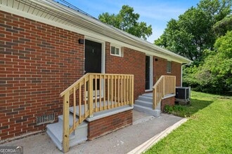 1437 Vesta Ave in Atlanta, GA - Building Photo - Building Photo