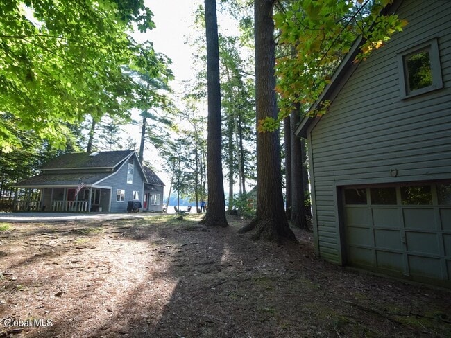 property at 35 Huddle Ln