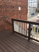 310 N Laurel St, Unit 2nd floor in Richmond, VA - Foto de edificio - Building Photo