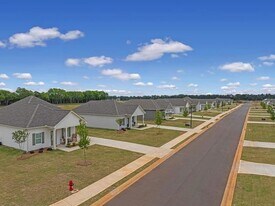 114 Brookline Wy, Unit Apt 212 in Centerville, GA - Building Photo