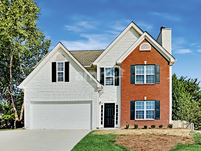 property at 560 Cedarhurst Rd