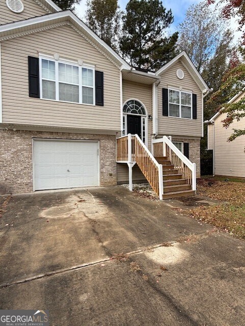 302 Remington Pl Blvd in Dallas, GA - Building Photo