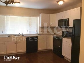 8910 Miami Dr in Rowlett, TX - Building Photo - Building Photo