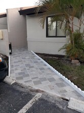 9640 SW 152nd Ave in Miami, FL - Building Photo - Building Photo