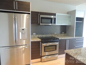 1133 Metropolitan Ave in Charlotte, NC - Building Photo - Building Photo
