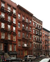 344 E 9th St in New York, NY - Building Photo