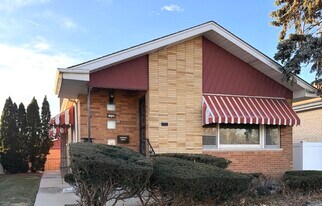 11706 S Artesian Ave in Chicago, IL - Building Photo