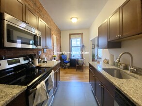 752 Tremont St, Unit 2 in Boston, MA - Building Photo - Building Photo