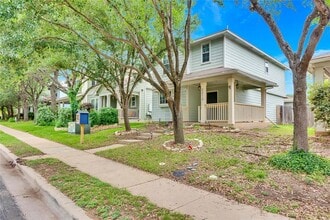 2212 Melissa Oaks Ln in Austin, TX - Building Photo - Building Photo